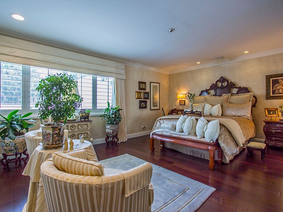 1st image of 22213 1/2 Erwin St
