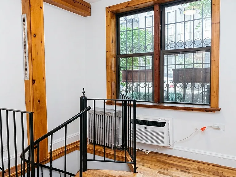 420 E 83rd St #1FE — Photo 4