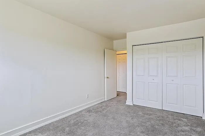 620 6th Ave #205 — Photo 14
