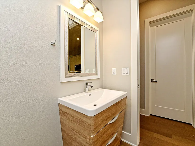8518 Fathom Cir #114 — Photo 10