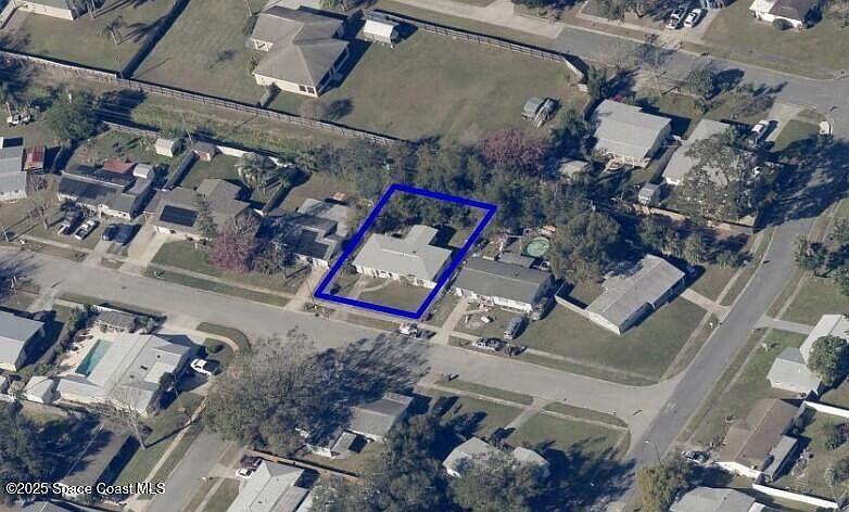 2nd image of 1290 Dale Dr
