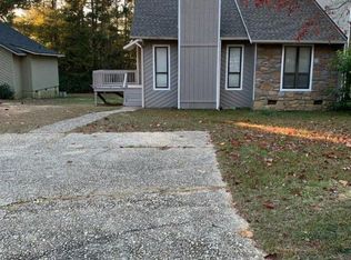817 Rumford Pl, Fayetteville, NC 28303