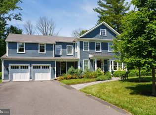 32 Dempsey Ave, Princeton, NJ 08540