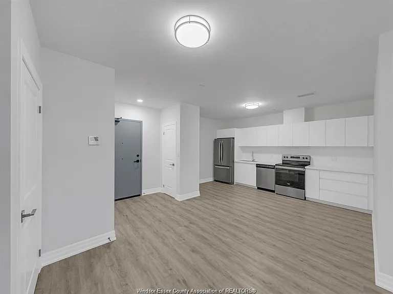 7337 Meo Blvd — Photo 5