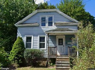 47 Foss Rd, Gardner, MA 01440
