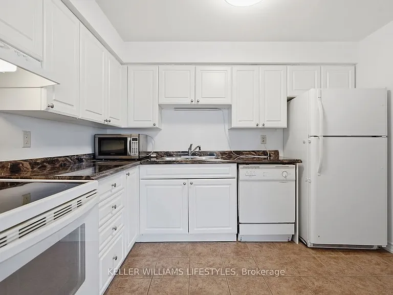 127 Belmont Dr #909 — Photo 13