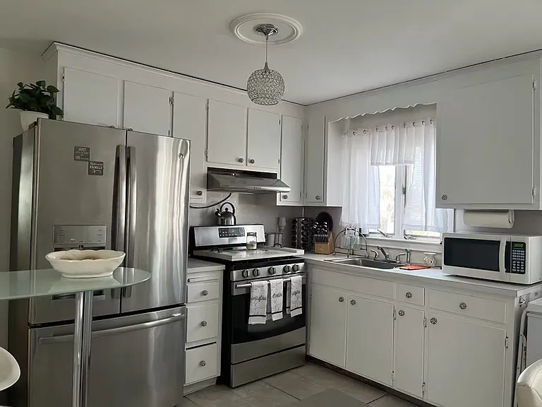 13 Edward St #2 — Photo 1