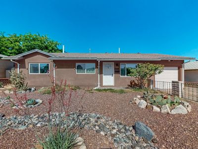 2929 Solano Dr NE, Albuquerque, NM, 87110