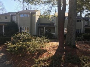 8 Robbins Rd #B, Walpole, MA 02081