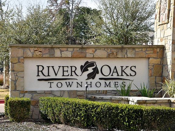 5th image of 305 Holleman Dr Unit 102