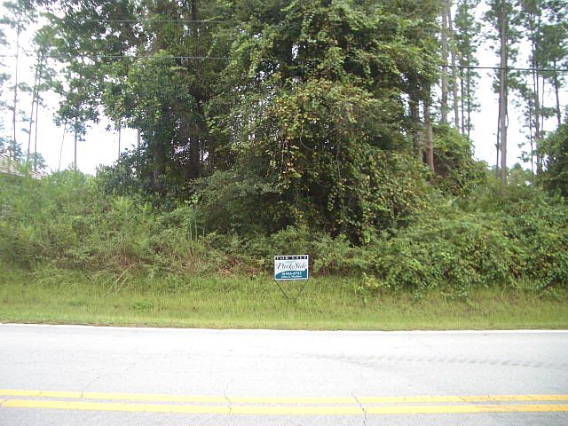 2nd image of 34 Eric Dr