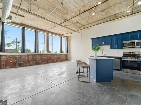 505 Whitehall St SW APT 301, Atlanta, GA 30303