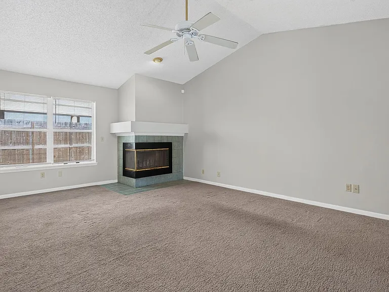 400 Ashcroft Landing Dr — Photo 12