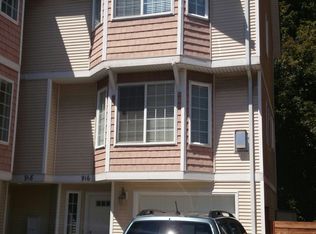 916 NW 52nd St, Seattle, WA 98107