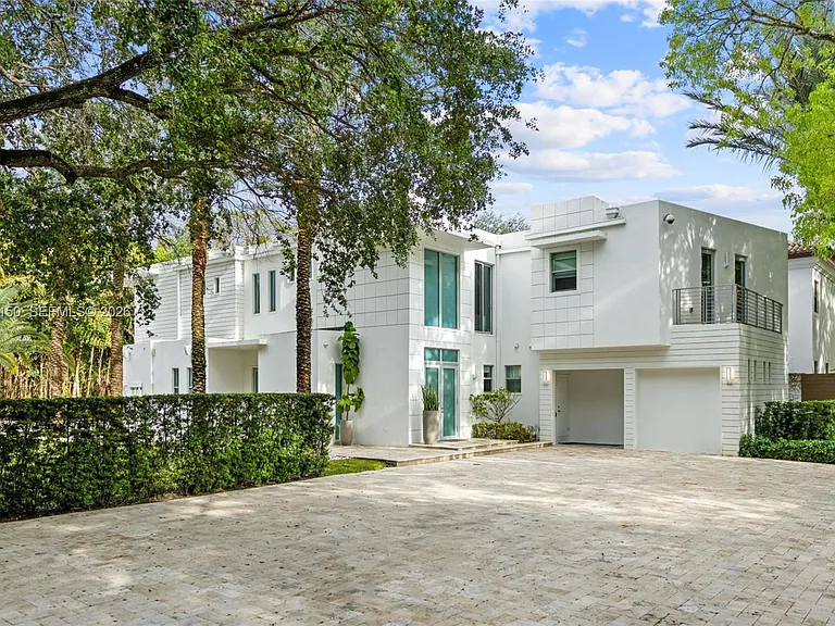 3917 S Le Jeune Rd — Photo 108