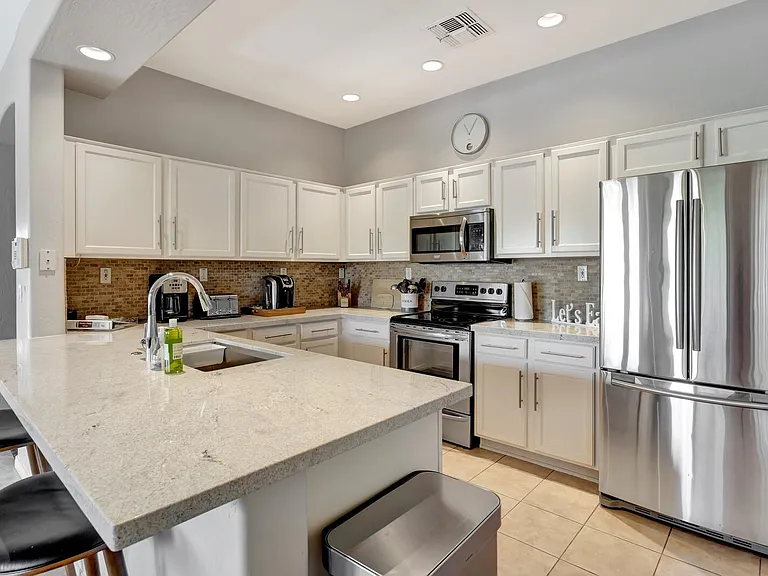 16600 N Thompson Peak Pkwy #2050 — Photo 6