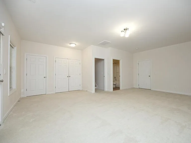 335 Bridgegate Dr — Photo 16