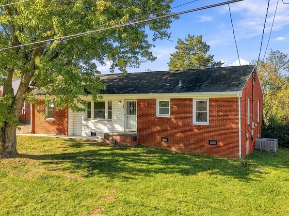 344 W Hillcrest Dr, Morristown, TN 37813
