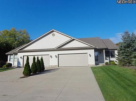 1st image of 229 Aspen Dr