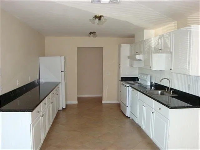 Charming 3 beds/3 baths for rent — Photo 4