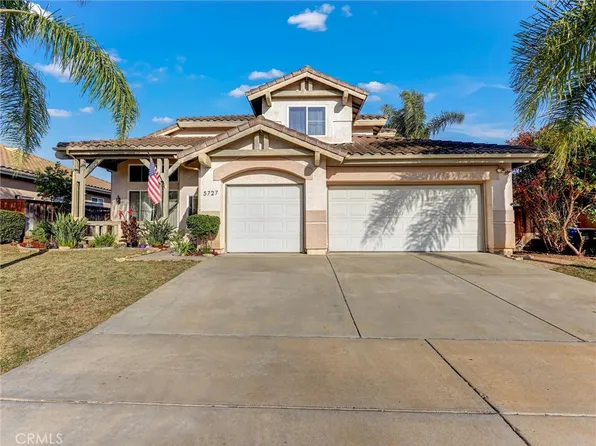 5727 Dartmoor Cir, Oceanside, CA 92057