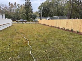 6155 Young St, Ravenel, SC 29470