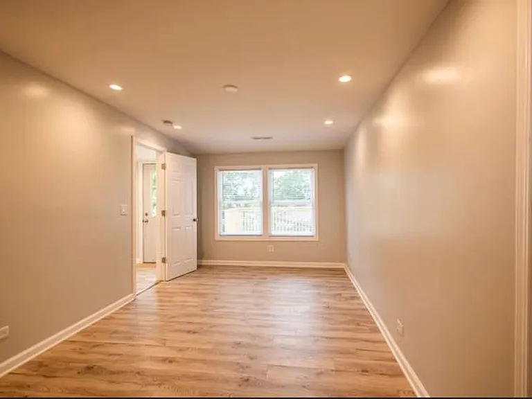 23517 W Central Ave — Photo 11