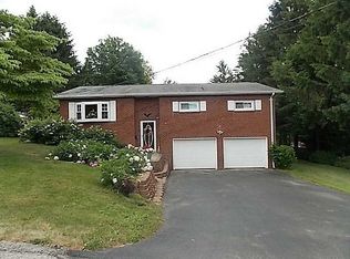45 Saint James Dr, Uniontown, PA