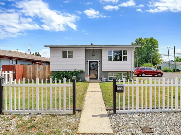 228 N Sylvan Ave, Columbus, OH 43204