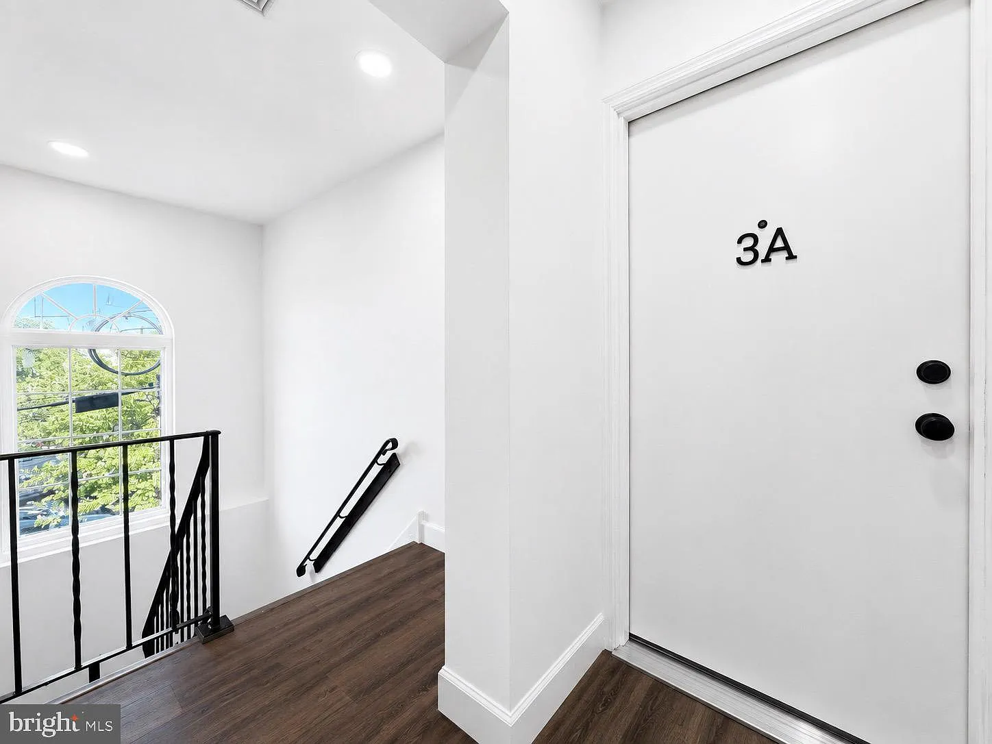 2 bed, 1050 sqft, $2,950 — Photo 2