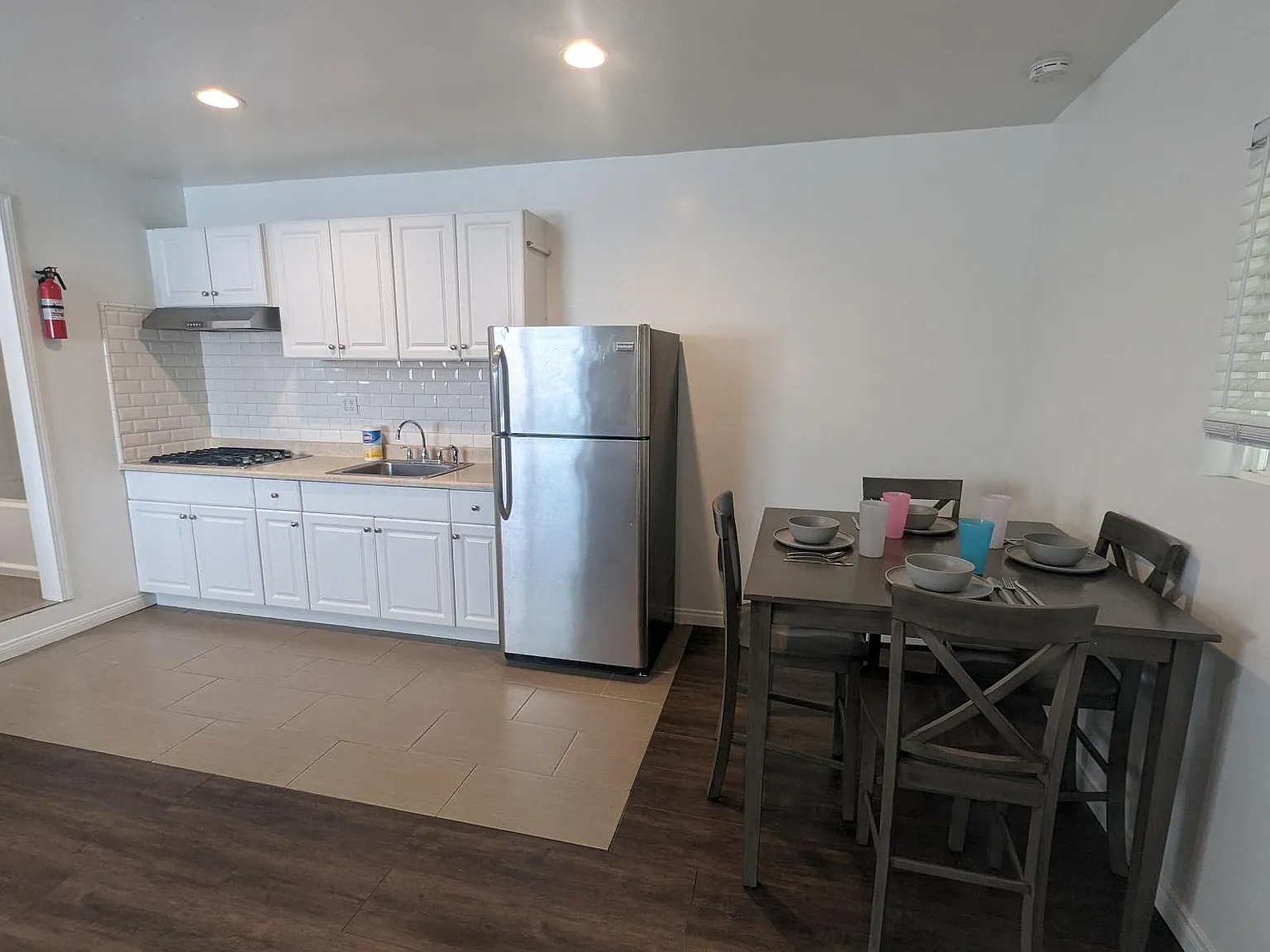 Studio, 380 sqft, $1,995 — Photo 3