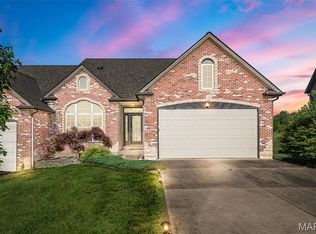 141 Canyon Creek Cir, Moscow Mills, MO 63362