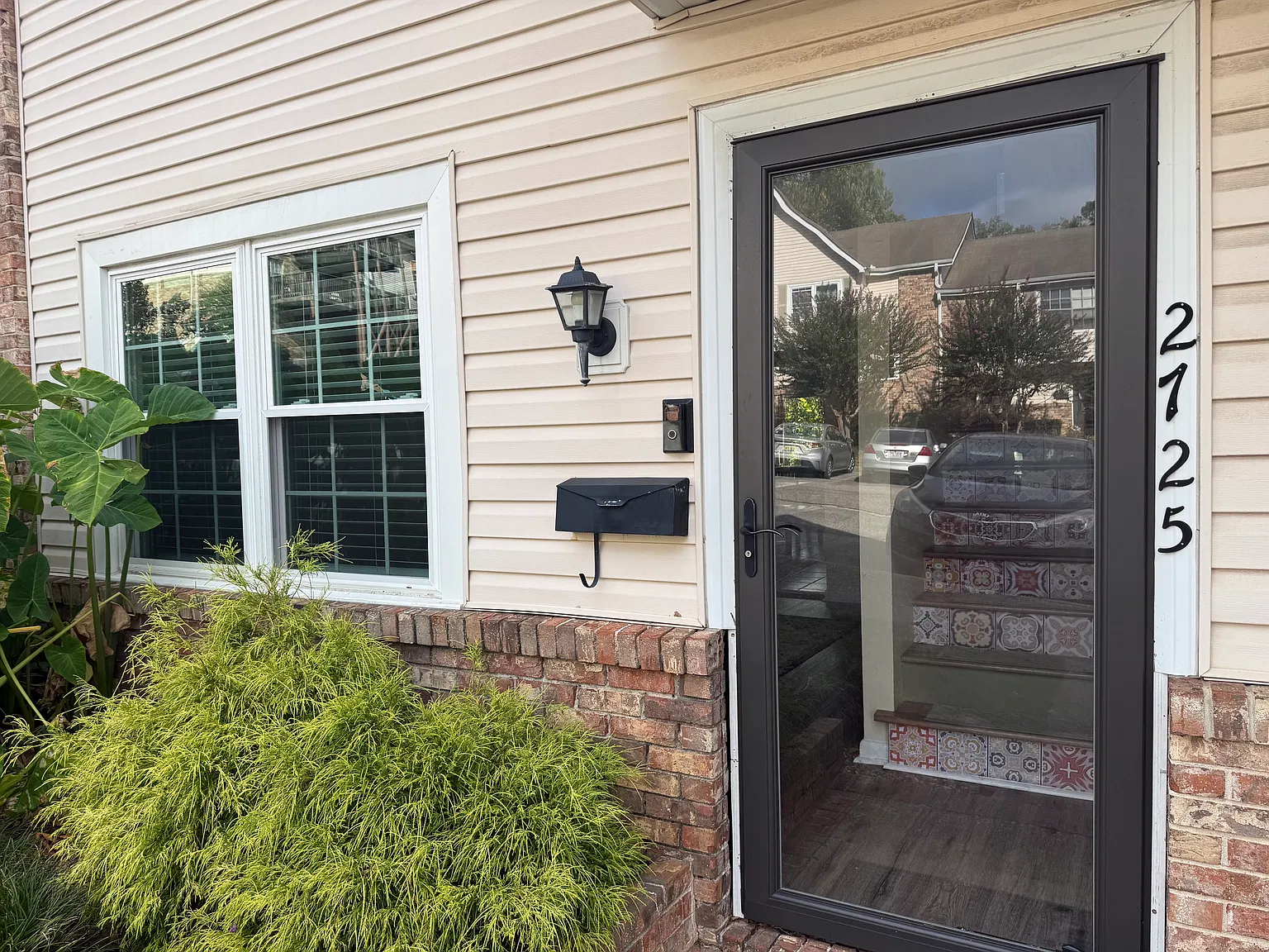 2 bed, 2.5 bath, 1147 sqft, $1,750 — Photo 1