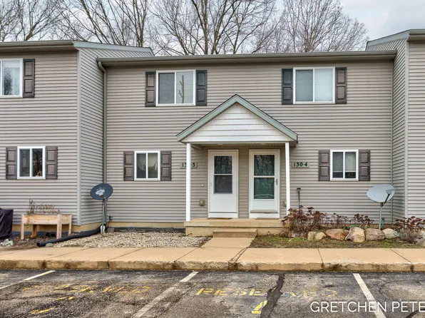 130 Irving Rd Unit 3, Middleville, MI 49333