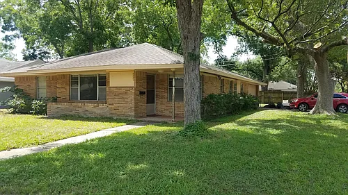 4421 Viking Dr Photo 1