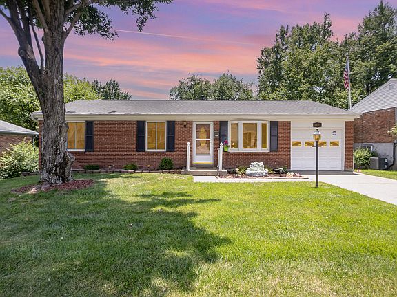 2nd image of 7069 Manderlay Dr