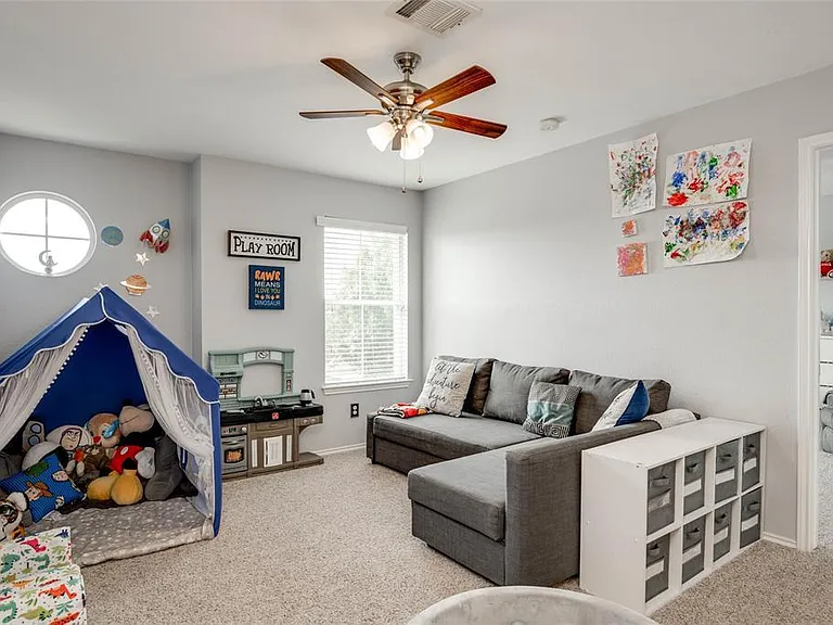 12221 Buzz Schneider Ln — Photo 25