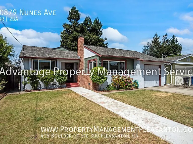 20879 Nunes Ave — Photo 2
