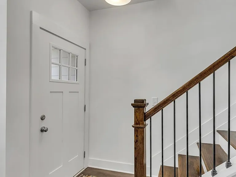 103 Floyd Jct — Photo 12