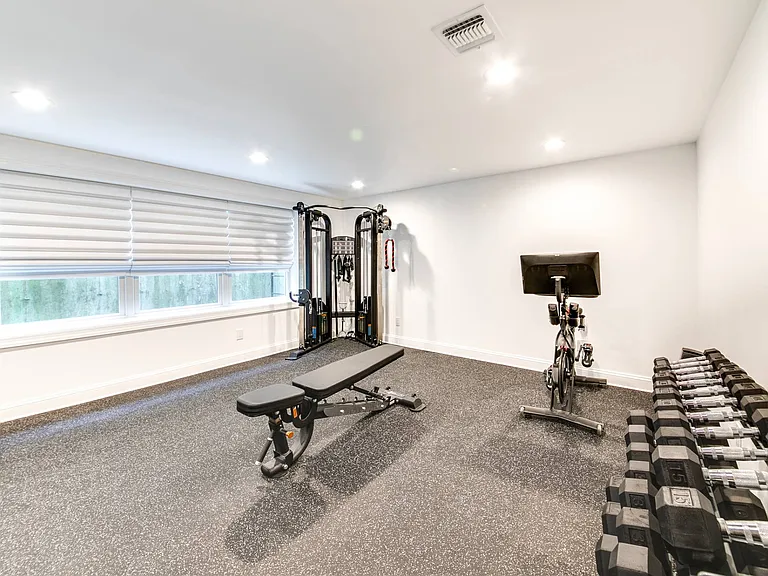 Catalpa Pl — Photo 30