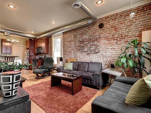 4th image of 525 W Ellsworth Ave