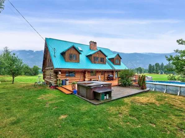 601 Yellowhead Hwy S, McLure, BC V0E 2H0