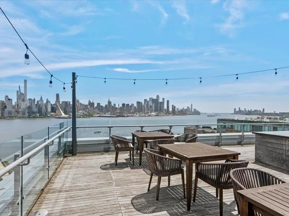 9 Avenue At Port Imperial image 38 of 50