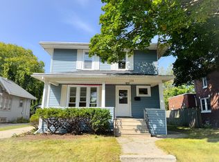 1504 New York Ave, Manitowoc, WI 54220