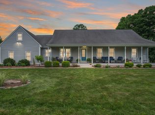 40 Briggs Rd, Lebanon, CT 06249