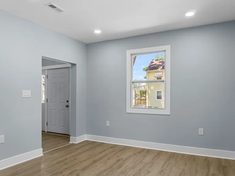 5501 Craig Ave — Photo 17