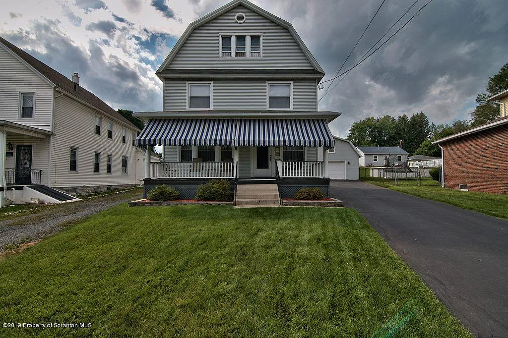 3213 N Main Ave photo 1