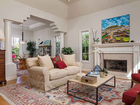 3rd image of 175 Gloria Cir