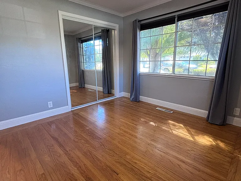 4992 Mattos Dr — Photo 19