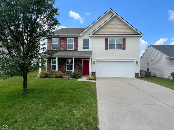 3280 Lakestream Dr, Columbus, IN 47201